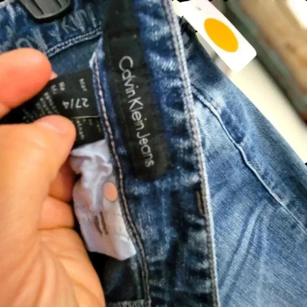 Calvin Klein Medium Wash Skinny Jean Size 4/27